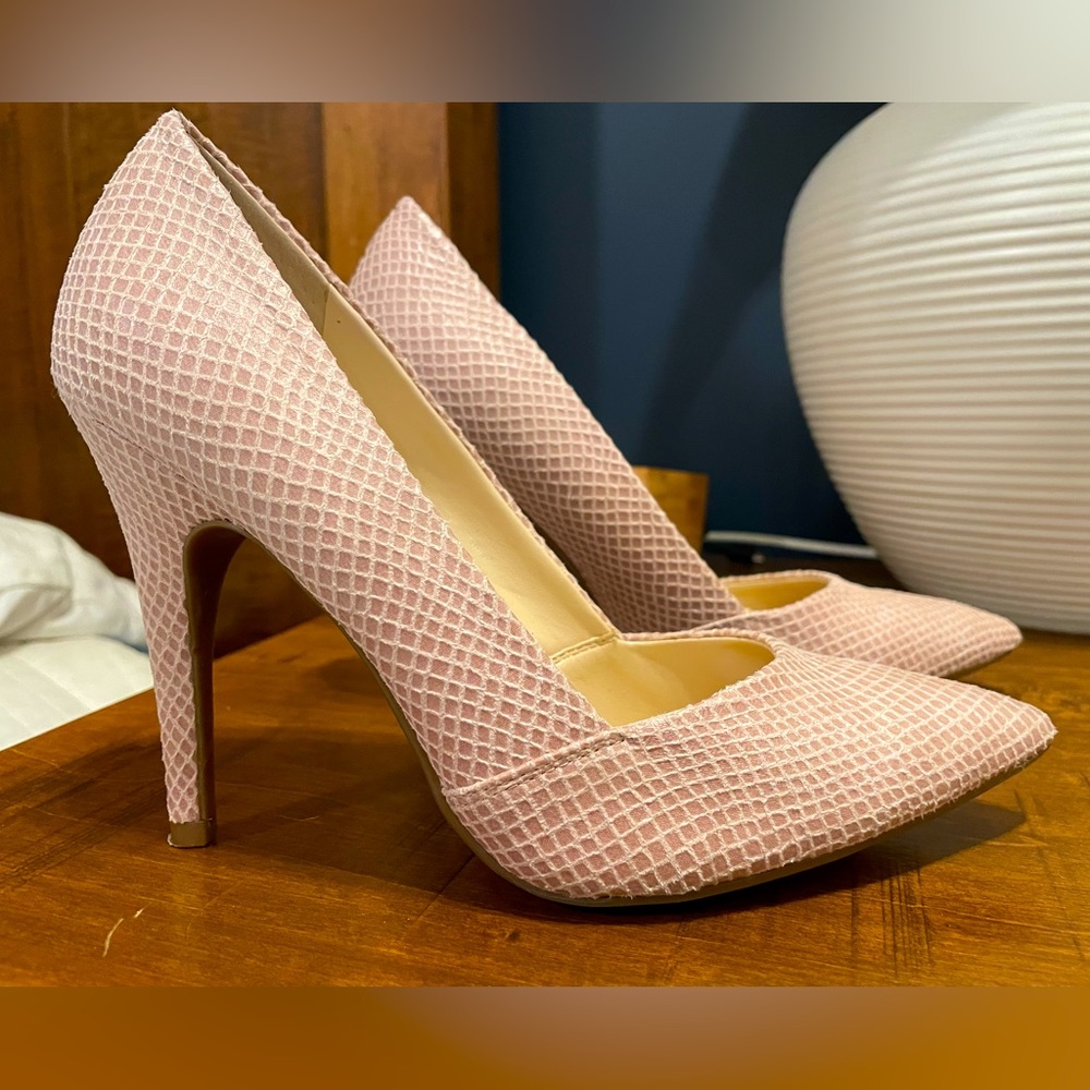 Guess 4-inch Neutral Stiletto Heels